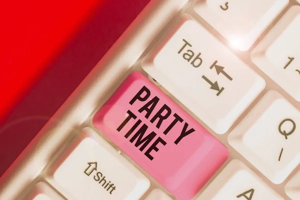 Palavra de texto de escrita Party Time. Conceito de negócio para o momento certo para celebrar e se divertir no evento social . — Fotografia de Stock