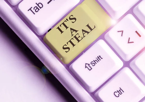 Palavra de texto escrito It S A Steal. Conceito de negócio para Obter informações confidenciais Cyber violação Hacking . — Fotografia de Stock