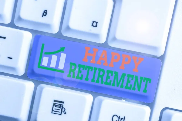 Kelime yazma metni Mutlu Emeklilik. Güvenilir aylık emekli maaşı için iş konsepti. — Stok fotoğraf
