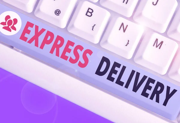 Signo de texto que muestra Express Delivery. Fotografía conceptual que agiliza la distribución de bienes y servicios . — Foto de Stock