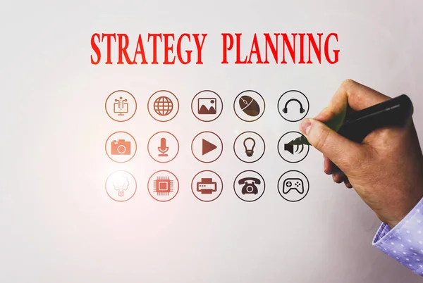 Segno di testo che mostra la pianificazione strategica. Foto concettuale Un processo sistematico di immaginare un futuro desiderato . — Foto Stock