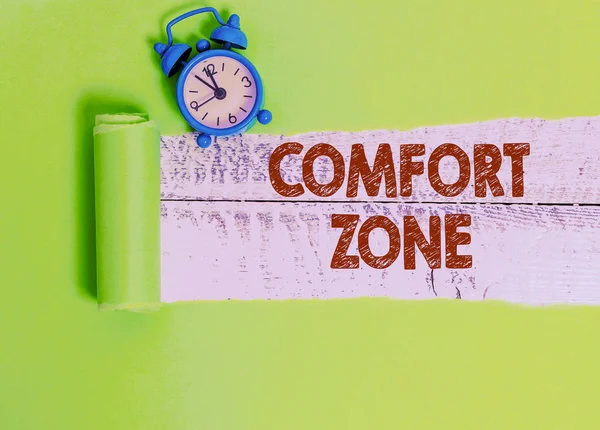 Escritura a mano de texto Comfort Zone. Concepto significa lugar o situación donde uno se siente seguro y sin estrés . — Foto de Stock