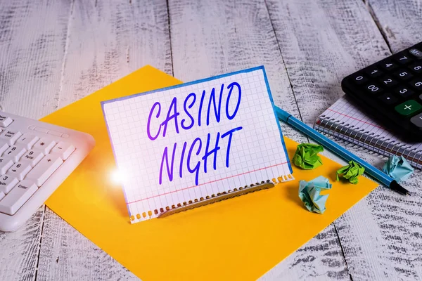 Text psaný rukou v kasino večer. Koncepce znamená událost, kde může být zábava hrát v opravdovím kasinu. — Stock fotografie