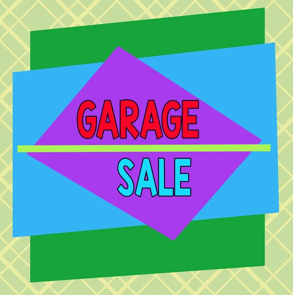 Handschrift tekst Garage Sale. Concept betekent verkoop van diverse huishoudelijke goederen vaak gehouden in de garage Asymmetrisch ongelijk vormgegeven formaat patroon object contouren veelkleurig ontwerp. — Stockfoto