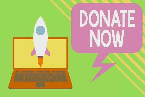 Tulisan tangan menulis Donate Now. Konsep yang berarti untuk memberikan sesuatu seperti uang atau barang untuk amal atau penyebab Launching roket up laptop. Memulai proyek. Mengembangkan tujuan . — Stok Foto