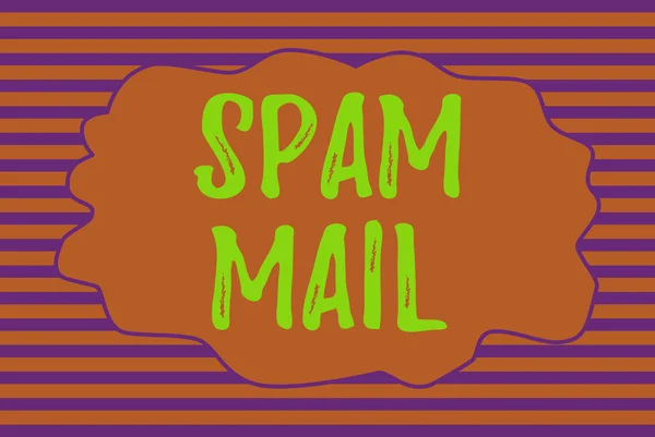 Sinal de texto mostrando Spam Mail. Foto conceitual Publicidade intrusiva Mensagens inapropriadas enviadas na Internet Linhas horizontais sem costura linhas de desenho de fundo. Banner papel de parede simples . — Fotografia de Stock