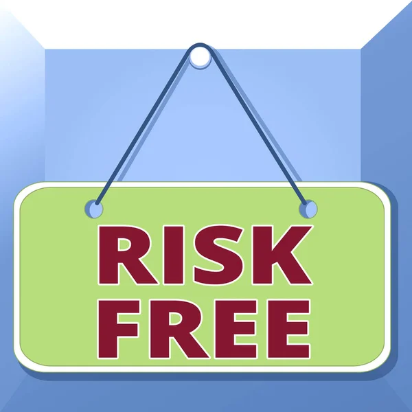 Koncepční rukopis ukazující Risk Free. Text obchodní fotografie používaný k popisu něčeho, co nezahrnuje žádné nebezpečí Připomenutí poznámky prázdná deska připojený obdélník pozadí. — Stock fotografie