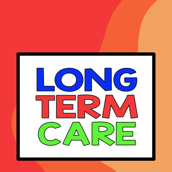 Word σύνταξη κειμένου Long Term Care. Επιχειρηματική έννοια για Ενηλίκων ιατρική νοσηλευτική Φροντίδα Ηλικιωμένων Συνταξιοδότηση στέγαση Μεγάλο λευκό κενό τετράγωνο φόντο μέσα σε ένα παχύ έντονο μαύρο περίγραμμα πλαίσιο. — Φωτογραφία Αρχείου