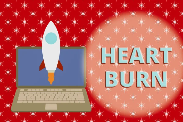 Texto de escritura de palabras Heart Burn. Concepto de negocio para una sensación de ardor o dolor en la garganta desde el reflujo ácido Lanzamiento de cohete hasta portátil. Proyecto Startup. Desarrollo de los objetivos . — Foto de Stock