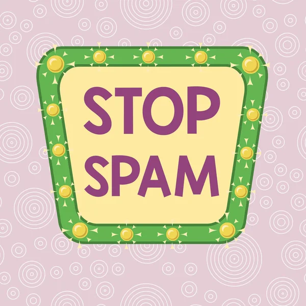 Pismo pisma Stop Spam. Koncepcja oznaczająca koniec Intruzyjnych lub Niewłaściwych komunikatów wysyłanych w Internecie Asymetryczne nierównomierne kształty szablonu obiektu zarys wielobarwny. — Zdjęcie stockowe