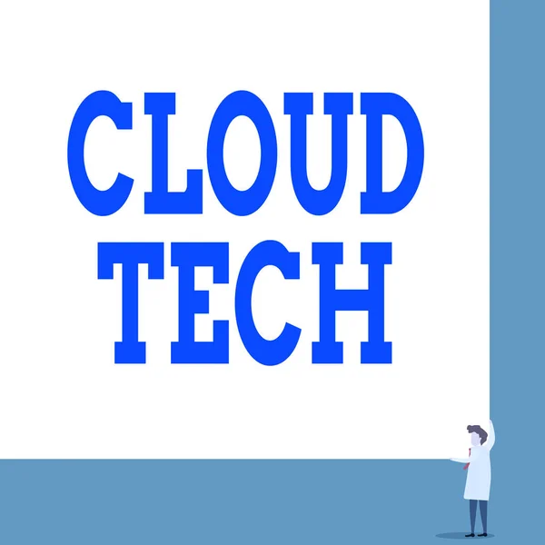 Teksten met Cloud Tech erop. Conceptuele foto opslaan en toegang tot gegevens en programma 's via het internet Vooraanzicht jonge vrouw met twee handen rechts hoek grote lege rechthoek. — Stockfoto