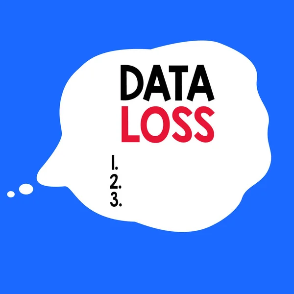 A Data Loss-t ábrázoló levél. Üzleti fotó bemutató folyamat vagy esemény, amely azt eredményezi, hogy az adatok sérült és törölt négyzet alakú téglalap alakú papír lap töltött teljes létrehozása minta téma. — Stock Fotó