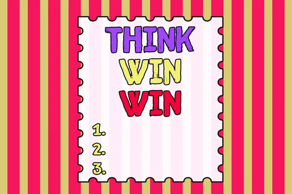 Εννοιολογική γραφή χέρι δείχνει Think Win Win. Business photo showcasing Business Strategy Competition Challenge Τρόπος για να είναι επιτυχής Αφηρημένο φόντο πολύχρωμο τέμνει ριγέ μοτίβο. — Φωτογραφία Αρχείου