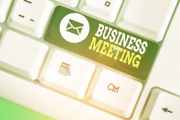 Texto de caligrafia Business Meeting. Conceito significado reunião de dois ou mais mostrando para discutir ideias de negócios . — Fotografia de Stock