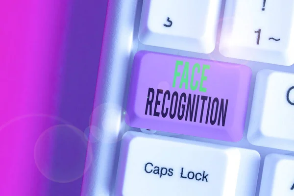 Texte d'écriture de mots Reconnaissance faciale. Concept d'entreprise pour la capacité d'un ordinateur à scanner et reconnaître les visages huanalysis . — Photo
