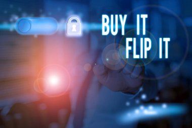 Metin işaret gösteren satın bu Flip onu kavramsal fotoğraf satın almak bir şey onları tamir sonra onları daha fazla kar için satmak.