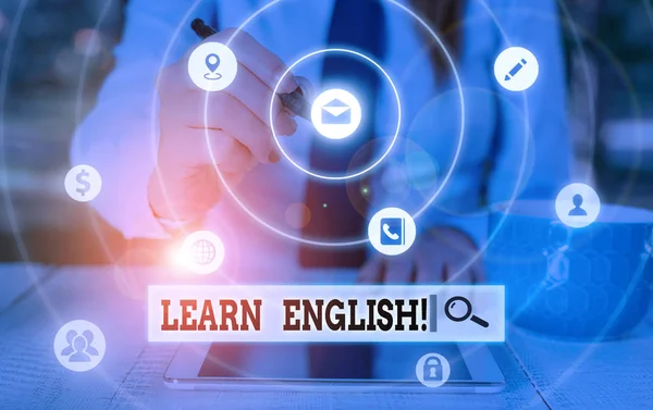 Word pisanie tekstu Ucz się angielskiego. Koncepcja biznesowa zdobywania wiedzy w nowym języku poprzez naukę. — Zdjęcie stockowe