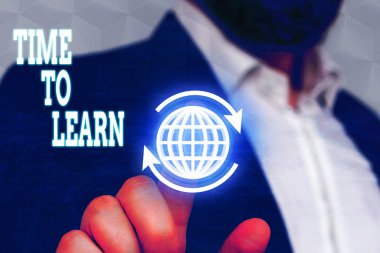 Kavramsal el zaman öğrenmek gösterilen yazma. İş fotoğraf metni elde edilir yeni bilgi, beceri eğitim veya kariyer büyüme.