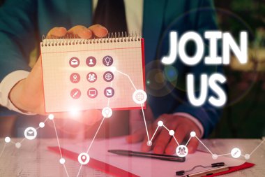 Kelime yazma metni Bize katılın. Topluluk Ekibine Kaydolmak için iş konsepti veya sosyal medyada kaydolun.