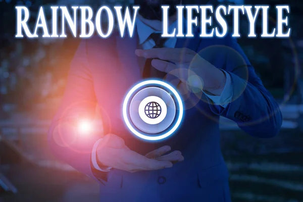 Почерк написания текста Rainbow Lifestyle. Понятие, означающее однополые пары или отдельных лиц в ЛГБТ-сообществе . — стоковое фото