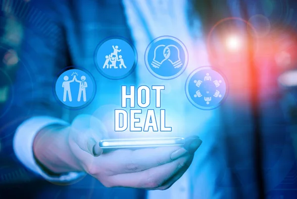 Conceptual hand writing showing Hot Deal. Business photo text An agreement through which one of the paties is offered and accept. — Stockfoto