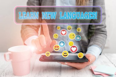 El yazısı metni Yeni Diller öğrenin. Kavram, yabancı lang iletişim yeteneği geliştirme anlamı.