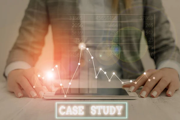 Text sign showing Case Study. Conceptual photo research methodology that has commonly used in social sciences. — Stock Photo, Image