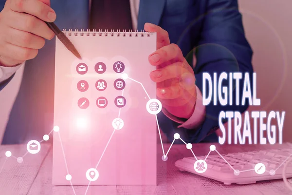 Tekst schrijven Digitale Strategie. Bedrijfsconcept voor plan voor het maximaliseren van de zakelijke voordelen van data assets. — Stockfoto