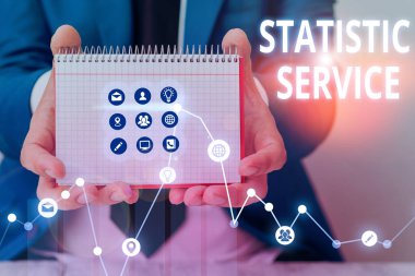 İstatistik Servisini gösteren bir not yazıyorum. Uluslararası ticaretin detaylarını gösteren ekonomik istatistikleri gösteren iş fotoğrafı.