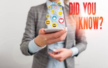 El yazısı. Soru Bildin mi? Birisine gerçeği mi yoksa olayı mı bildiğini sorduğunuzda kavrayabilirsiniz..