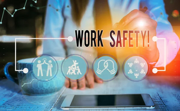 作業の安全性を示す概念的な手書き。従業員の健康を確保するためのビジネス写真テキストポリシーと手順. — ストック写真