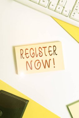 El yazısı şimdi kaydoluyor. Resmi liste ya da kayıtları foruma yerleştirme anlamındaki kavram pc klavyesiyle masanın üzerinde yatar ve metin iletileri için boşluk kağıdını kopyala.