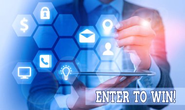 Enter To Win'i gösteren kavramsal el yazısı. İş fotoğraf metin ödül şansı kazanan ödül için bir değer alışverişi.