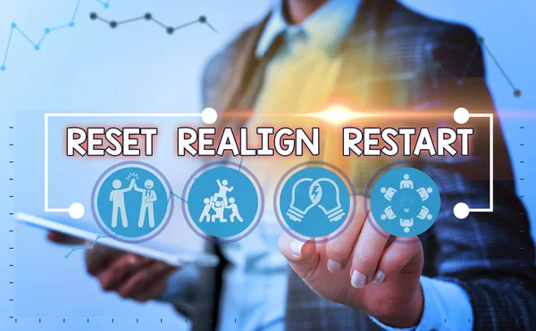 Texto de escritura de palabras Reset Realign Restart. Concepto de negocio para auditoría de la vida le ayudará a poner las cosas en perspectiva . —  Fotos de Stock