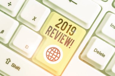 Kelime yazma metni 2019 Review. Geçen yılki olayları hatırlamak için iş konsepti. Ana eylemler veya iyi programlar.