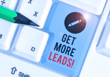 Kelime yazma metni Daha Fazla Müşteri Adayı alın. Tüketici çıkarı veya araştırma ürün veya hizmetleri için iş kavramı.