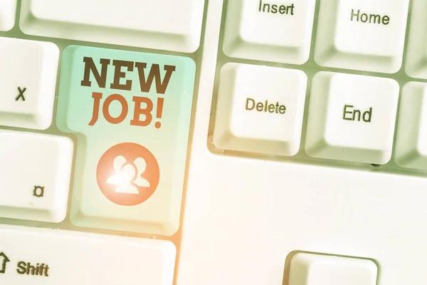 Textverfassen neuer Job. Geschäftskonzept für kürzlich bezahlte Stelle mit regulärer Beschäftigung. — Stockfoto