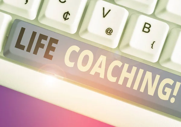 Segnale che mostra Life Coaching. Foto concettuale che dimostra il lavoro svolto per aiutare a raggiungere i propri obiettivi in carriera . — Foto Stock