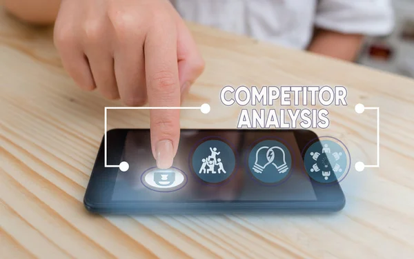Word writing text Competitor Analysis. Business concept for assessment of the strengths and weaknesses of rival firm. — Stock Photo, Image