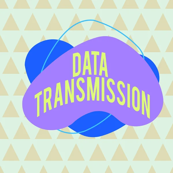 Skriftlig anteckning som visar dataöverföring. Affärsfoto visar skicka data elektroniskt över ett kommunikationsnät Asymmetriskt format mönster objekt skissera flerfärgad design. — Stockfoto