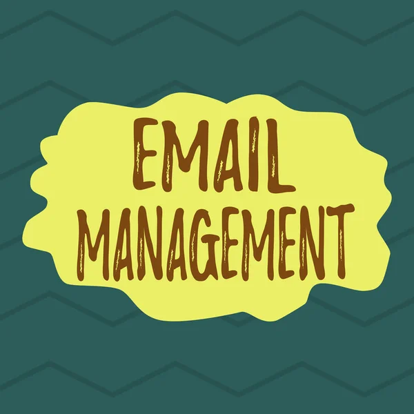 Tekst schrijven Email Management. Zakelijk concept voor systematische tactiek bij het maximaliseren van e-mail praktijken efficiëntie Vierkante rechthoek papier blad geladen met volledige creatie van patroon thema. — Stockfoto