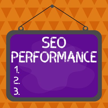 Seo Performans Analizi 'ni gösteren metin işareti. Kavramsal fotoğraf, trafiğin miktarını ve kalitesini web sitesine yükselterek asimetrik düzensiz biçim desenli nesne ana hatlarını çokrenkli tasarıma taşır.