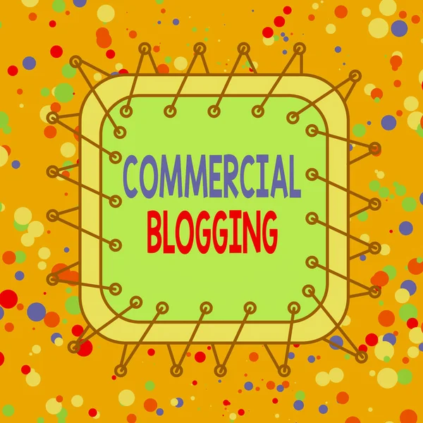 Teks tulisan tangan Commercial Blogging. Konsep makna yang dipublikasikan dan digunakan oleh suatu organisasi atau korporasi Asymmetrical tidak merata format pola obyek garis luar desain multiwarna . — Stok Foto