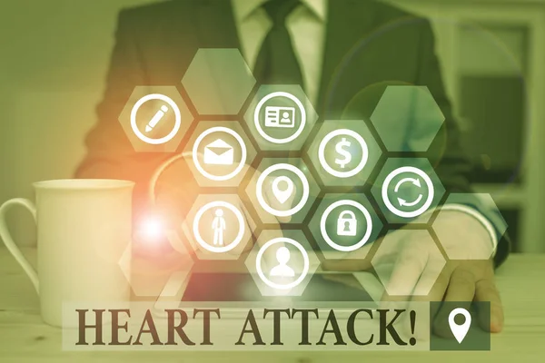 Texte d'écriture de mots Heart Attack. Concept d'entreprise pour survenue soudaine d'une thrombose coronarienne entraînant la mort . — Photo