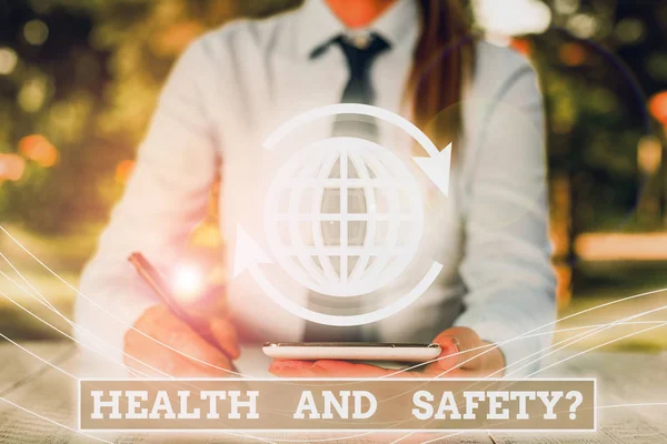 Szövegírás Egészségvédelmi és biztonsági kérdés. Üzleti koncepció a balesetek és sérülések megelőzését szolgáló szabályozásokhoz és eljárásokhoz. — Stock Fotó