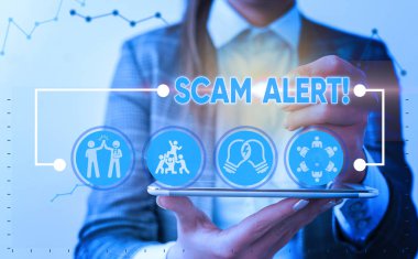 Scam Alert 'i gösteren not yazılıyor. İş fotoğraflarında sahtecilik yaparak kurbandan onu ikna ederek para kazanıyorsun..