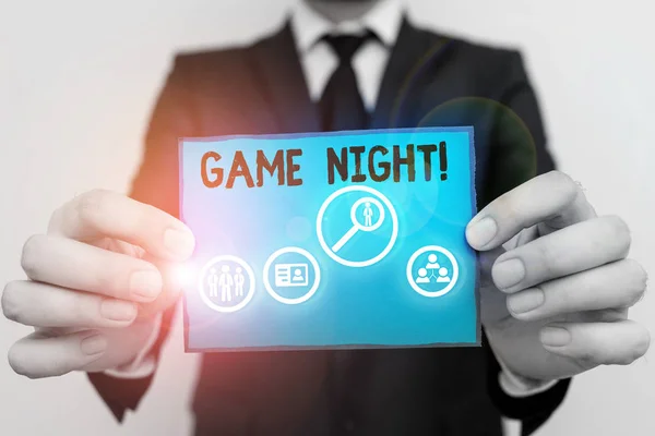 Escrita conceitual mostrando Game Night. Foto de negócios exibindo geralmente é chamado em datas de jogo adulto como poker com amigos . — Fotografia de Stock