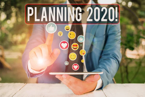 Nota di scrittura che mostra Pianificazione 2020. Business photo showcase processo di fare piani per qualcosa il prossimo anno . — Foto Stock