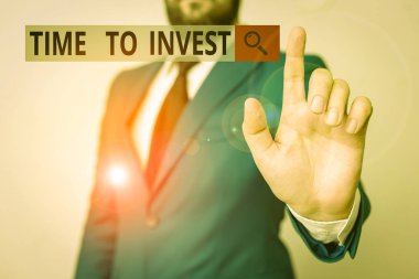 Yatırım Zamanı 'nı gösteren mesaj işareti. Kavramsal fotoğraf. Sermaye yaratımı. Diğer ürünleri üretebilecek kapasitede..