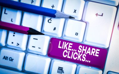 Paylaşım Tıklaması Gibi Metin işareti. Temas Sosyal Medya Beyaz pc klavyesini beyaz arkaplan anahtar alanının üzerinde boş not kağıdıyla artırmak için kavramsal fotoğraf içeriği pazarlaması.